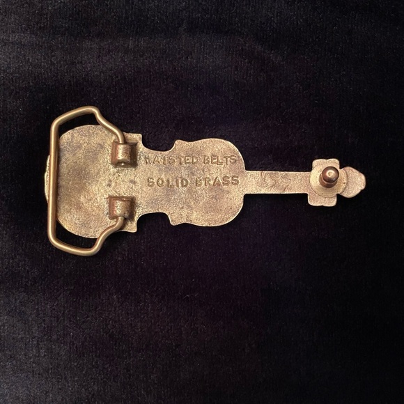 Vintage 1970’s Brass Fiddle/Violin Belt Buckle by Waisted Belts - Picture 7 of 9